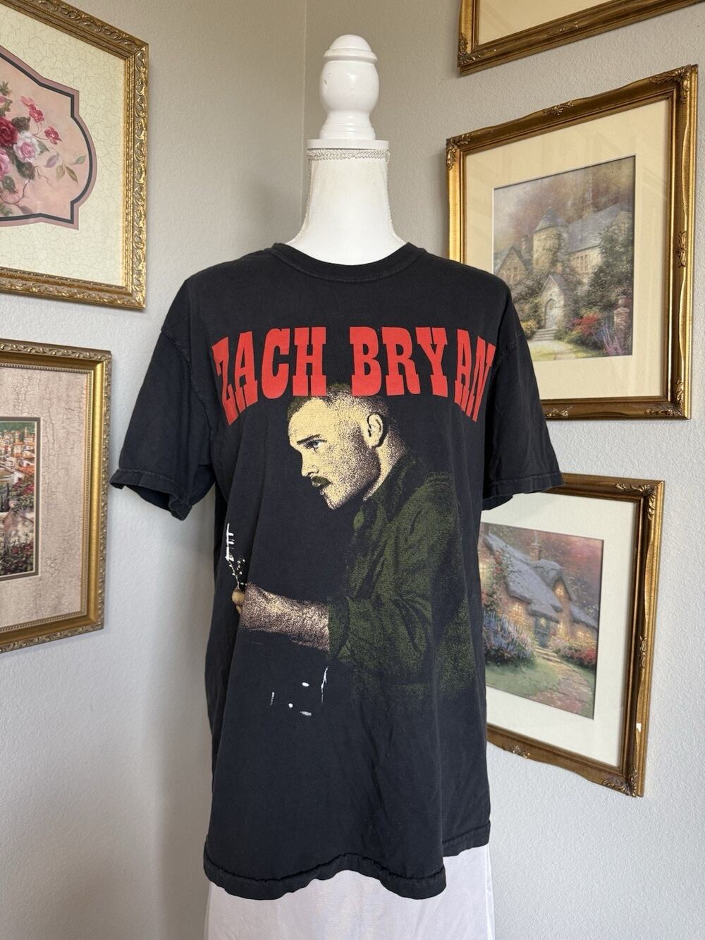 Zach Bryan Lovin' Ain't for Tamin' Black Concert T-Shirt Size Large, 100% Cotton